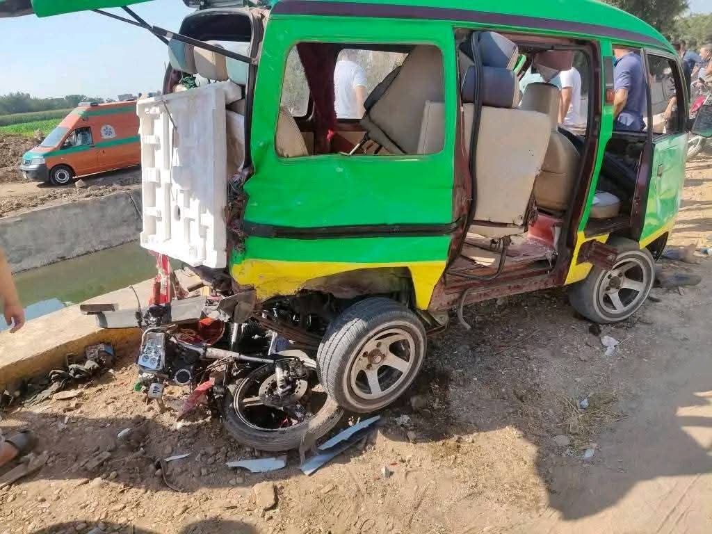 جانب من حادث التصادم في المنوفية