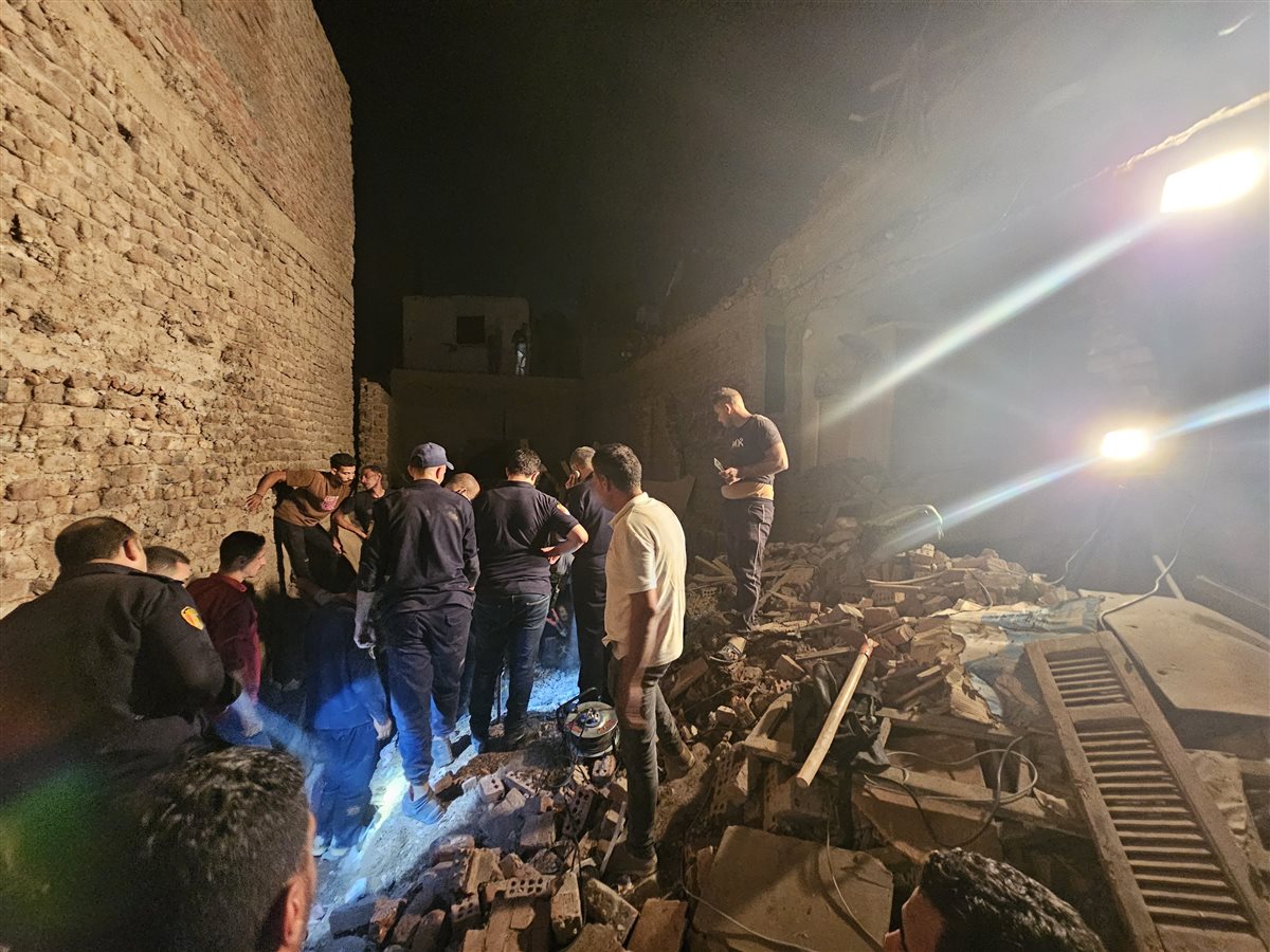 انهيار منزل بمنطقة الفواخير بأسيوط