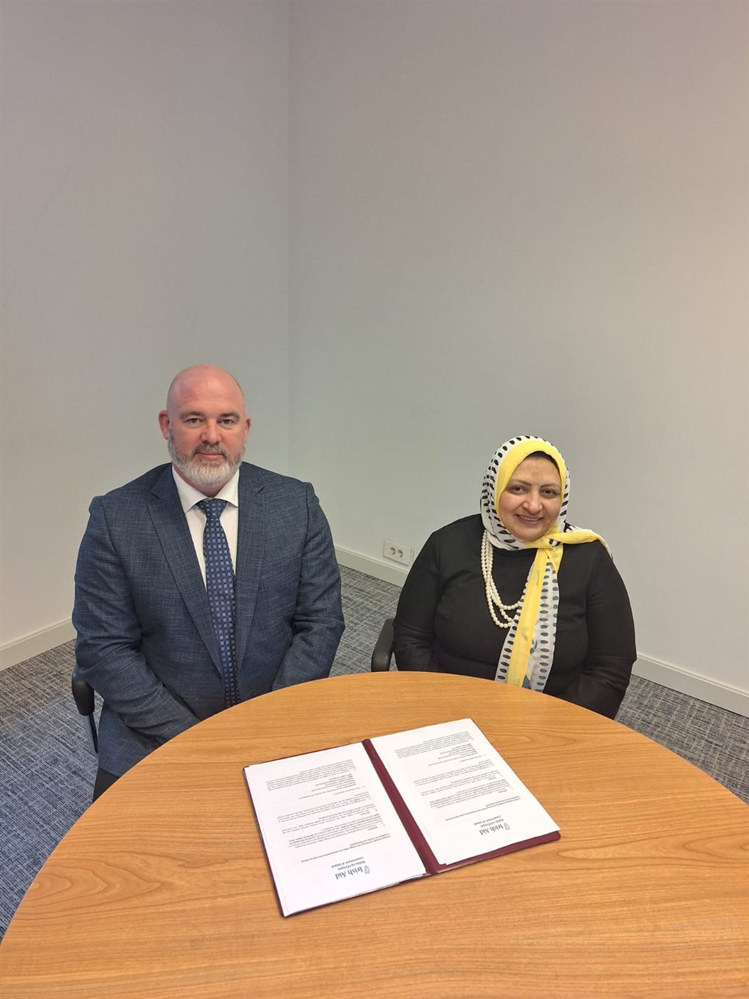 مرسال توقع بروتوكول تعاون مع سفارة أيرلندا لتعزيز الرعاية الإنسانية في دار ضيافة المرضى