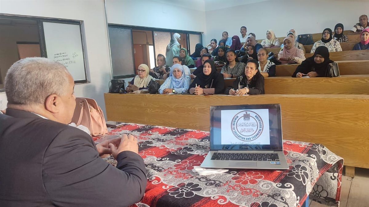 وكيل تعليم الأقصر يتفقد امتحانات الدور الثاني