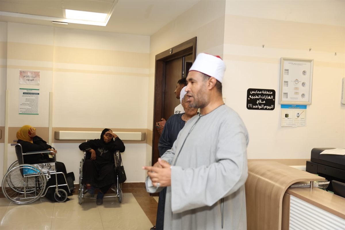 قافلة دعوية لدعم متحدى السرطان بالأقصر