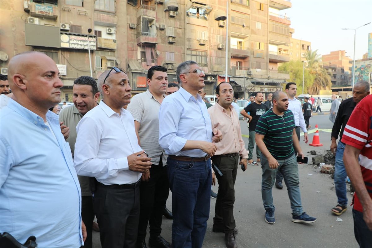 محافظ الجيزة يتابع عودة المياه والكهرباء للمناطق المتضررة 