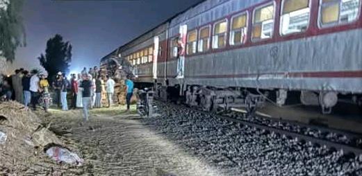 اصطدام قطار بخط المناشي بجرار زراعي بالبحيرة