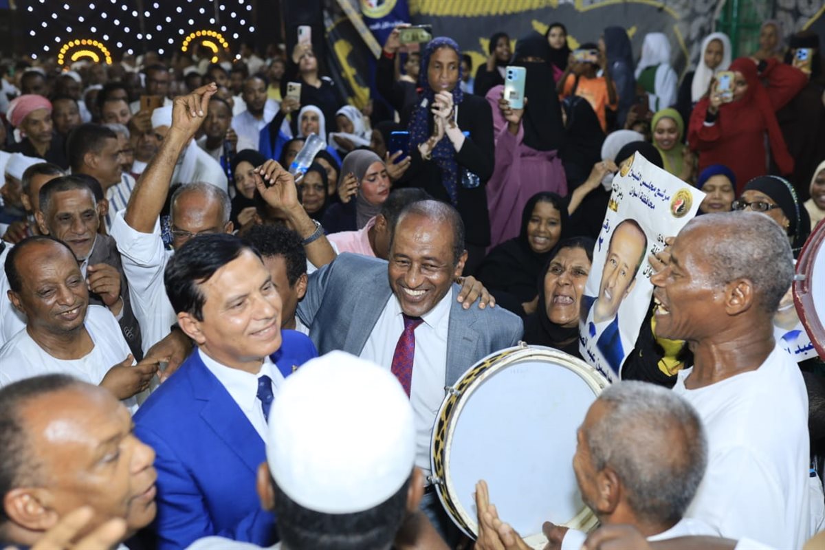 ياسين عبد الصبور خلال مؤتمر  حماة وطن أمس بأسوان