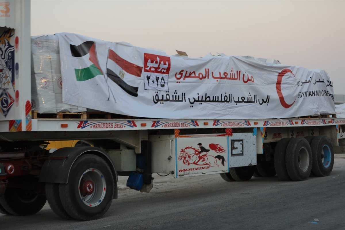 لليوم الثاني على التوالي.. قافلة «زاد العزة من مصر لغزة» تنطلق نحو غزة حاملة 1500 طن مساعدات