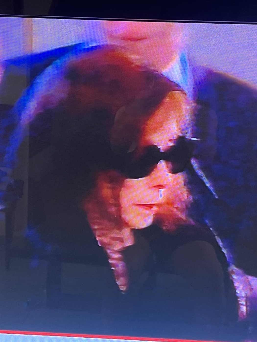 ظهور مؤثر وصدمة لـ فيروز لحظة وداع نجلها زياد الرحباني