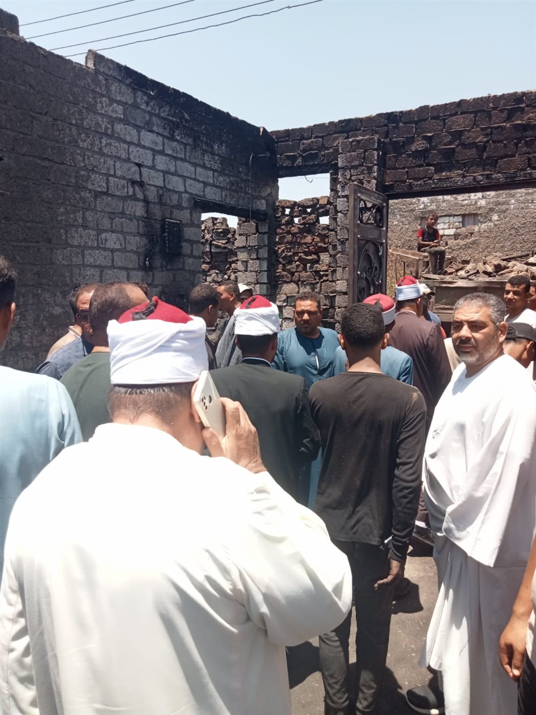 وفد من الأزهر الشريف يزور قرية برخيل بسوهاج