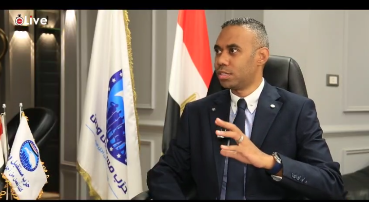 محمود المملوك رئيس تحرير القاهرة 24