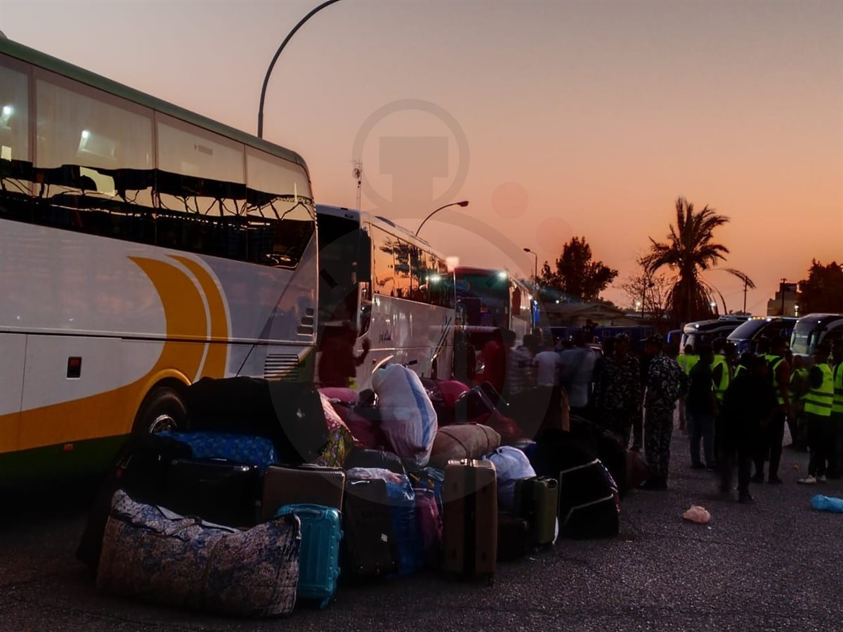 استكمال رحلة العودة.. انطلاق الأتوبيسات بالأشقاء السودانيين من محطة السد العالي بأسوان إلى ميناء قسطل