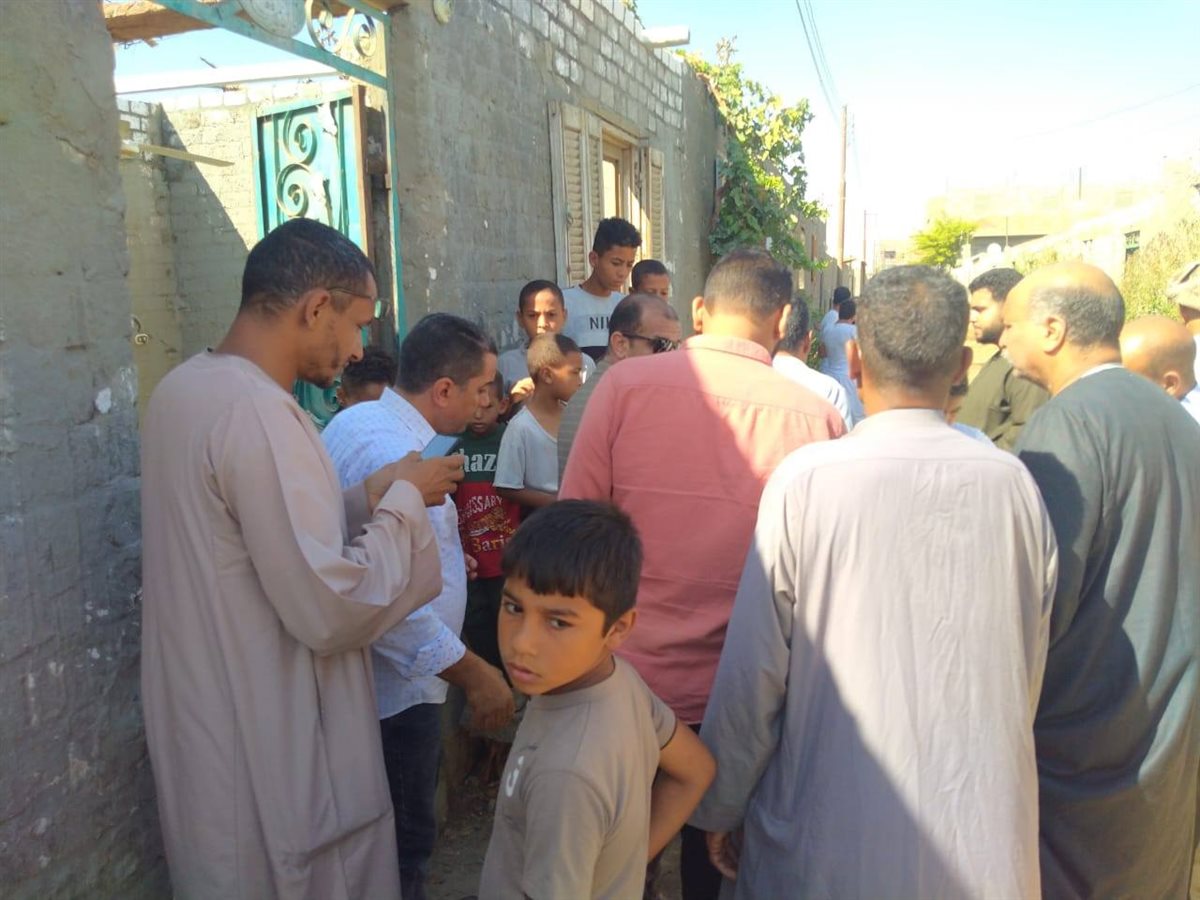 فريق من الطب البيطري في قرية برخيل