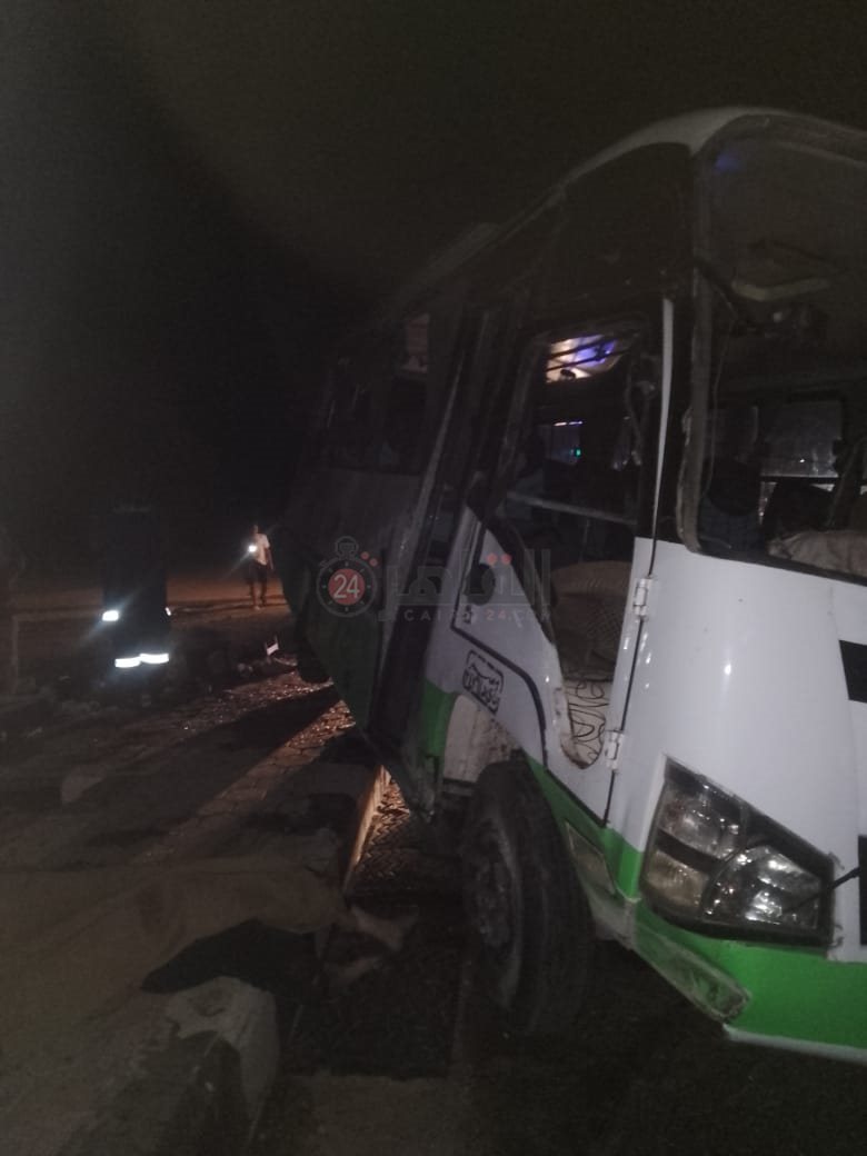 حادث مصرع 3 فتيات وإصابة 14 أخرين في انقلاب ميني باص بالمنيا (3)