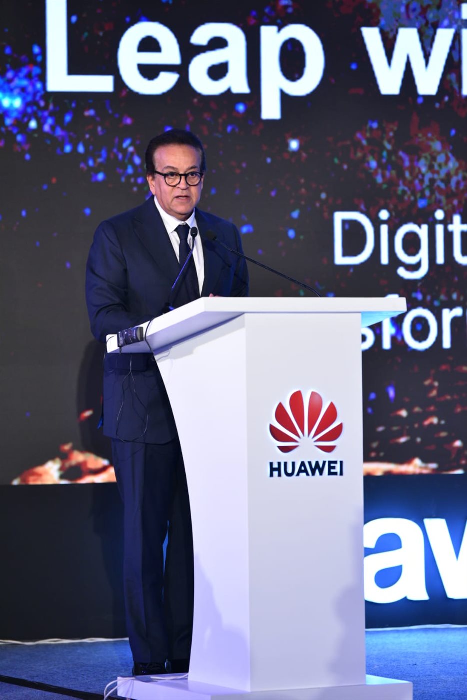 وزير الصحة والسكان