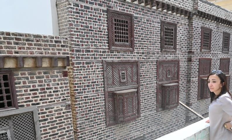 محافظ البحيرة تتفقد الأماكن الأثرية بمدينة رشيد 