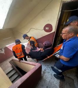 <strong>نقل مسنة للمستشفى بالبحيرة </strong>