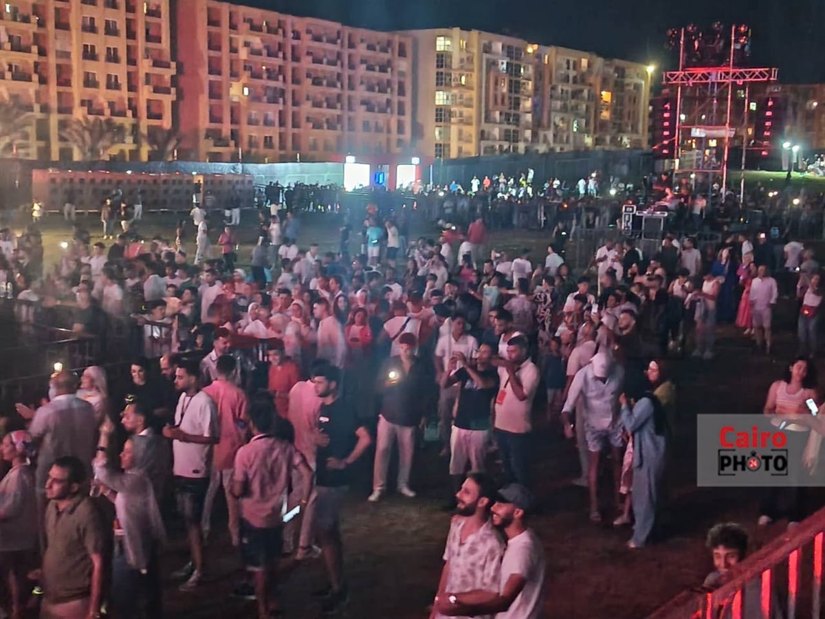 الاستعدادات النهائية لحفل محمد رمضان في جولف بورتو مارينا