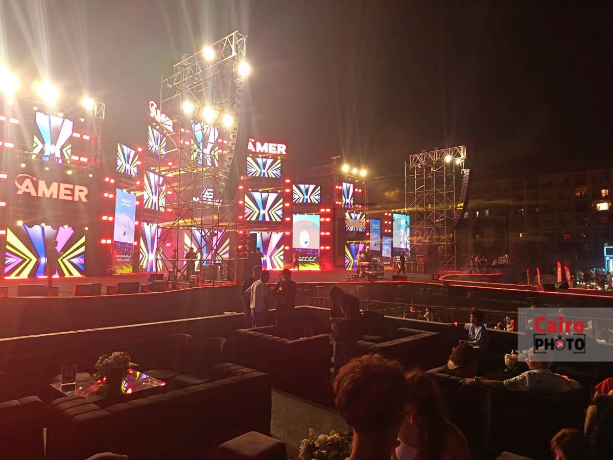 الاستعدادات النهائية لحفل محمد رمضان في جولف بورتو مارينا