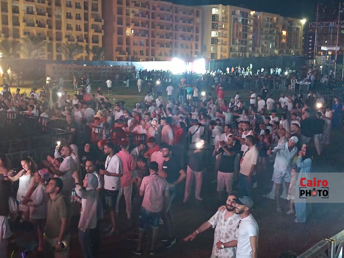 الاستعدادات النهائية لحفل محمد رمضان في جولف بورتو مارينا