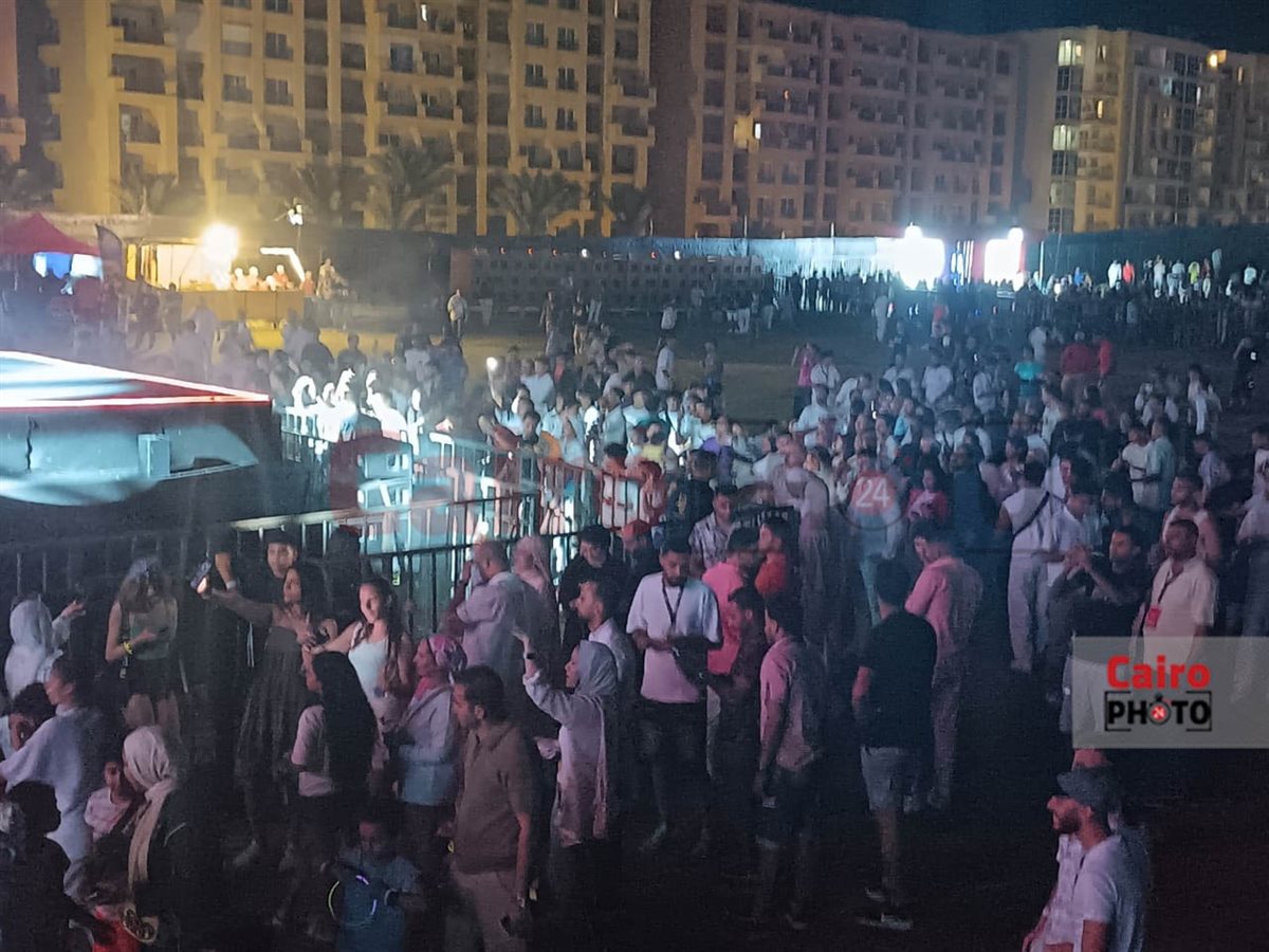 الاستعدادات النهائية لحفل محمد رمضان في جولف بورتو مارينا