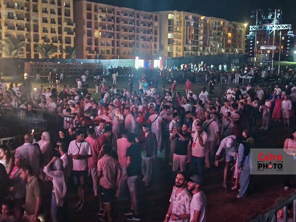 الاستعدادات النهائية لحفل محمد رمضان في جولف بورتو مارينا