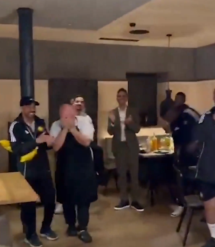 <strong>مفاجأة من كريستيانو رونالدو تُبكي شيف نادي النصر</strong>