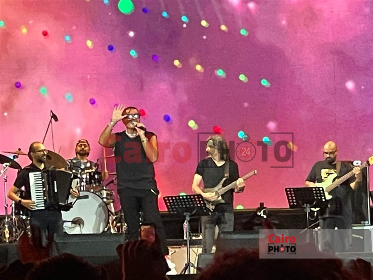 حفل عمرو دياب في مهرجان العلمين الجديدة