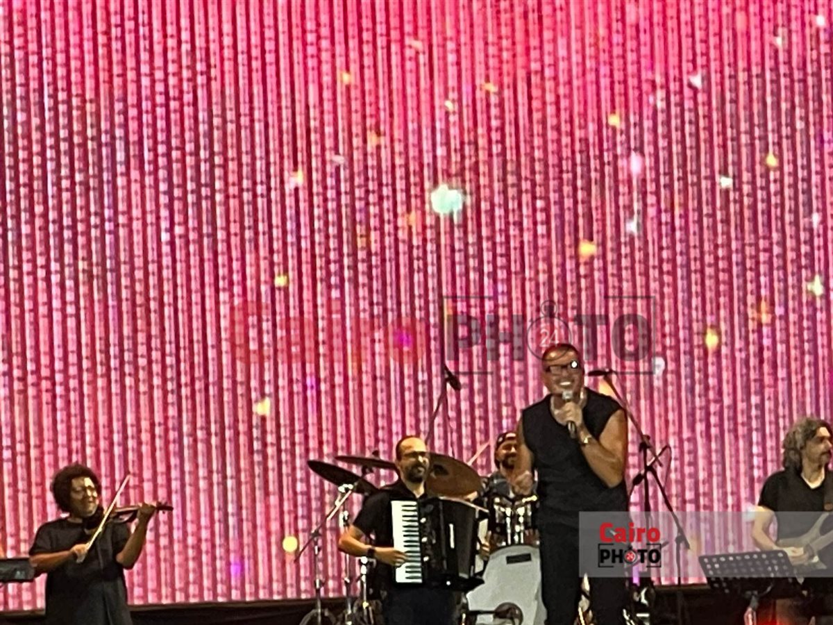 حفل عمرو دياب في مهرجان العلمين الجديدة