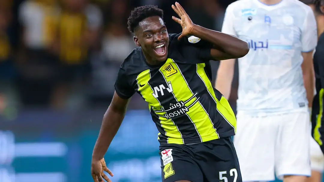 <strong>الموهبة السعودية طلال حاجي لاعب فريق اتحاد جدة السعودي</strong>