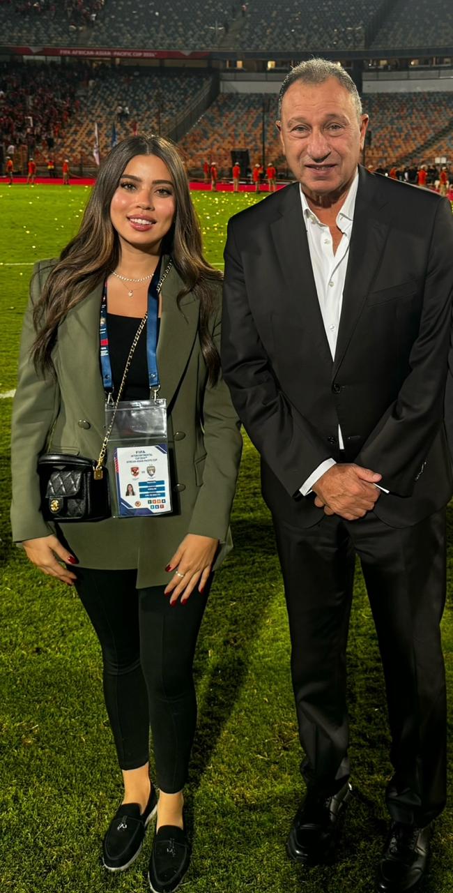 نيرة علي المدير التنفيذي الجديد لشركة الأهلي لكرة القدم ومحمود الخطيب رئيس النادي