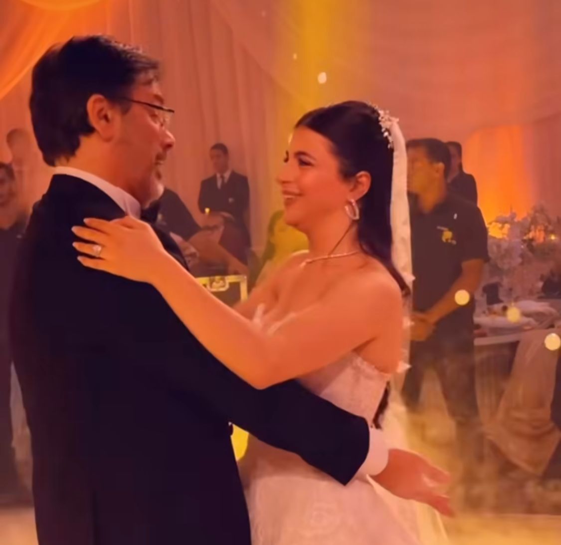 حفيدة فيروز وبدر الدين جمجوم تحتفل بحفل زفافها