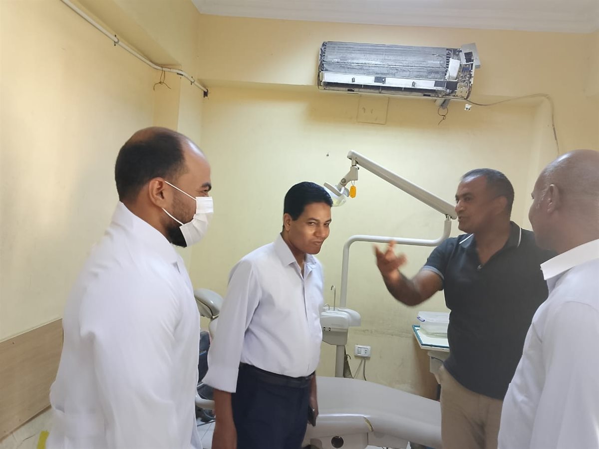 جولة مفاجئة لوكيل وزارة الصحة بالأقصر