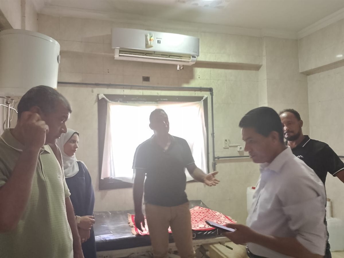 جولة مفاجئة لوكيل وزارة الصحة بالأقصر