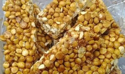 طريقة عمل حلاوة المولد الحمصية