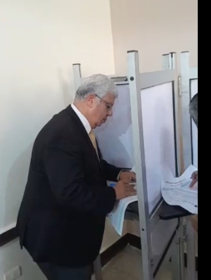 وزير التعليم العالي 