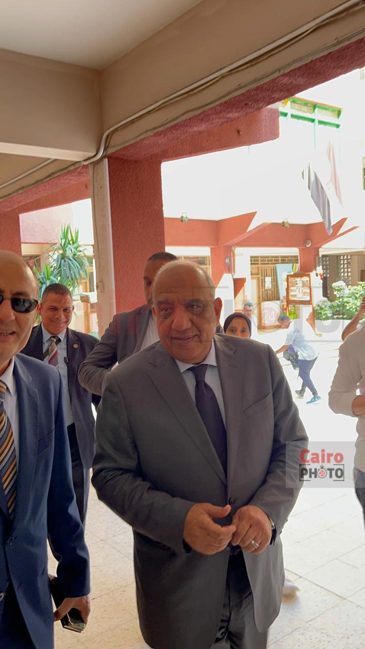 جانب من مشاركة وزير الكهرباء في انتخابات مجلس الشيوخ 2025