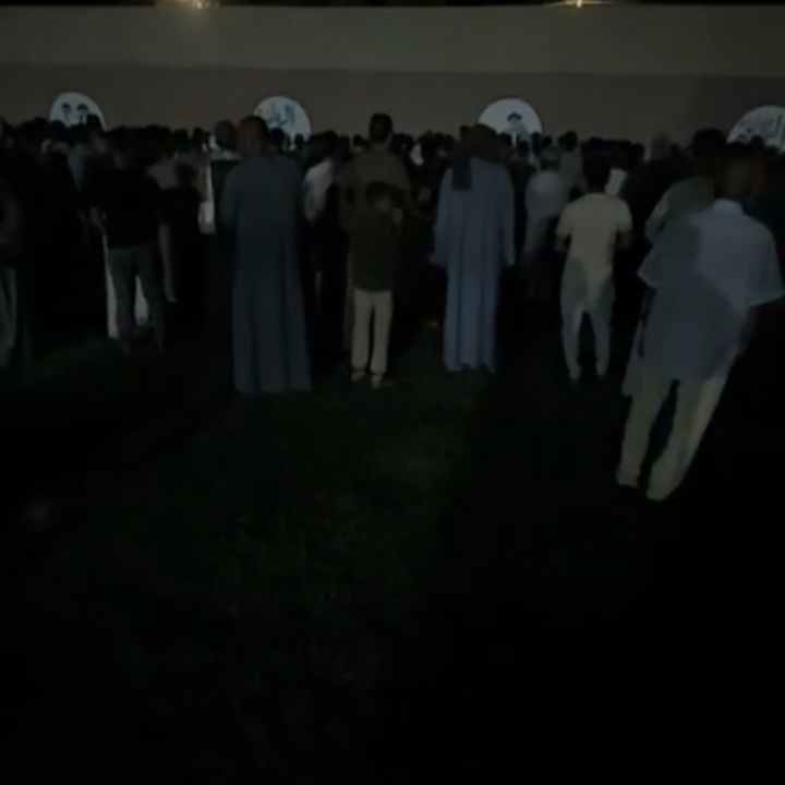 تشييع جنازة الشيخ موسي وأسرته