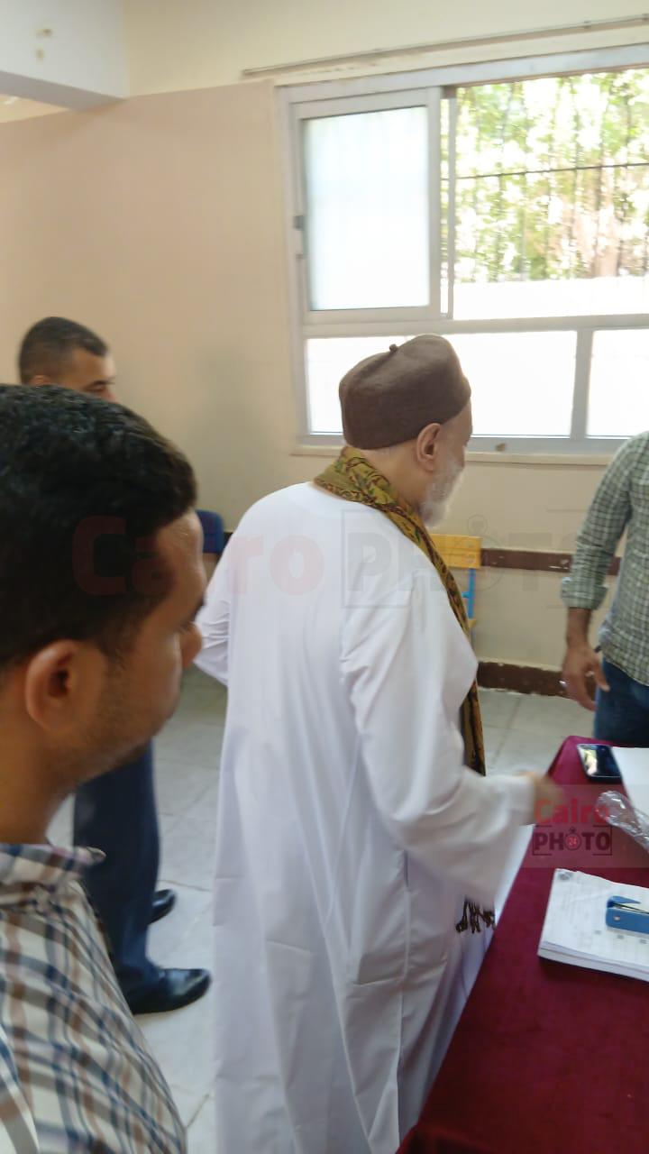 <strong>علي جمعة يُدلي بصوته الانتخابي</strong>