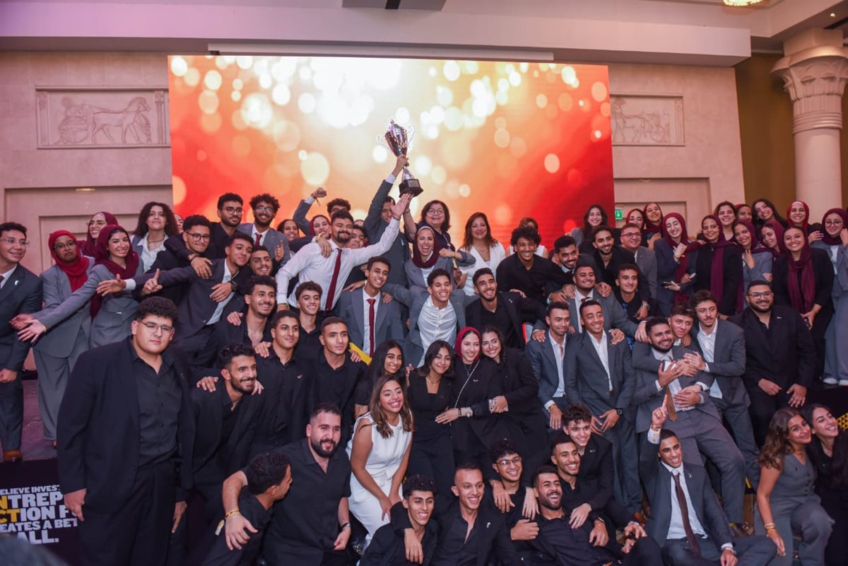  فوز جامعة مصر للعلوم والتكنولوجيا بالمركز الأول 