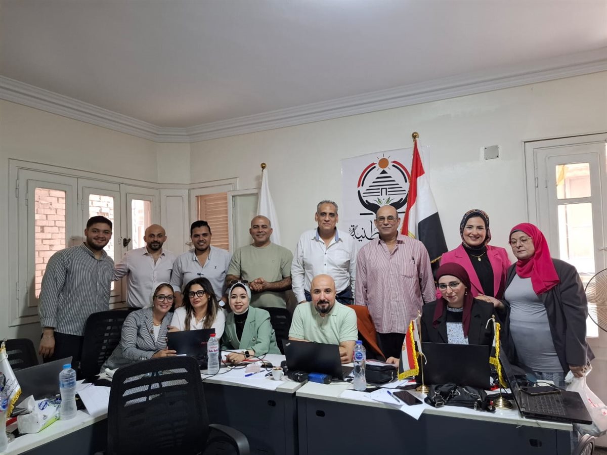 غرفة عمليات الجبهة الوطنية بالقليوبية تواصل متابعة انتخابات الشيوخ