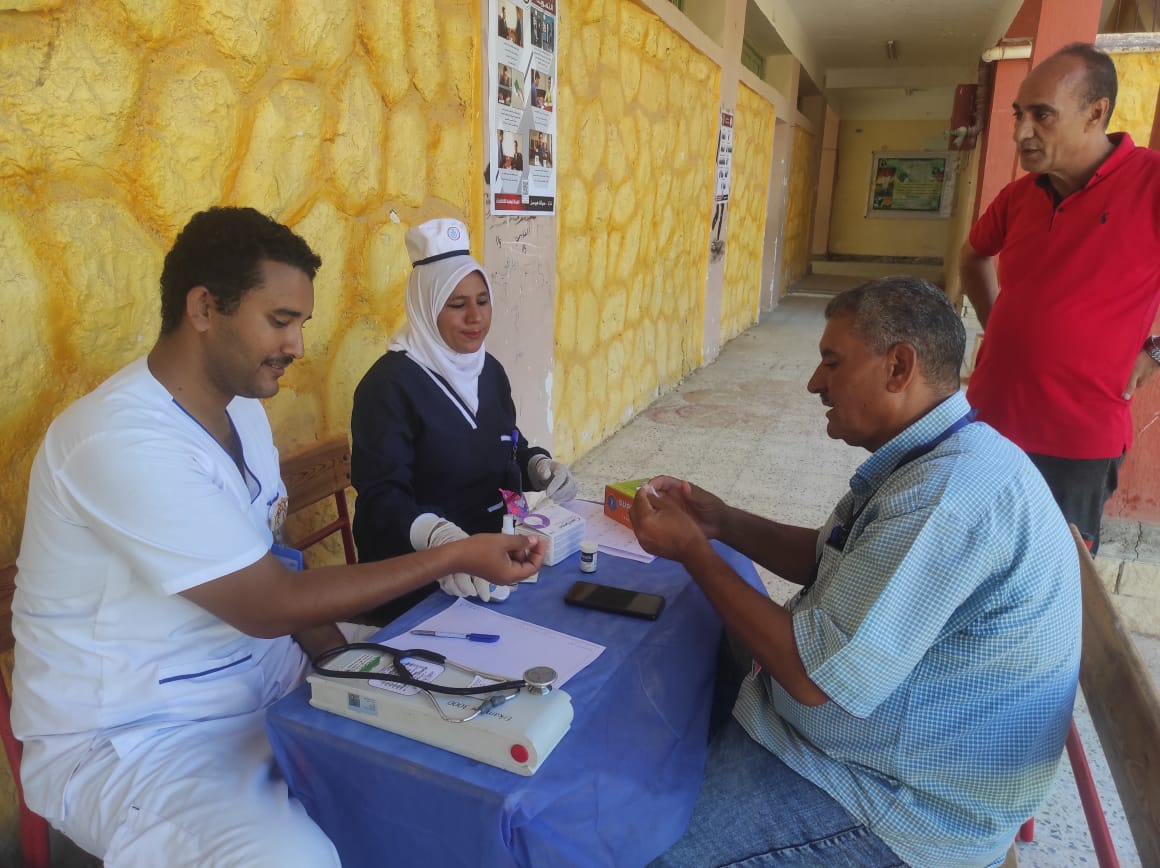 مبادرة 100 يوم صحة داخل لجان انتخابات الشيوخ بجنوب سيناء