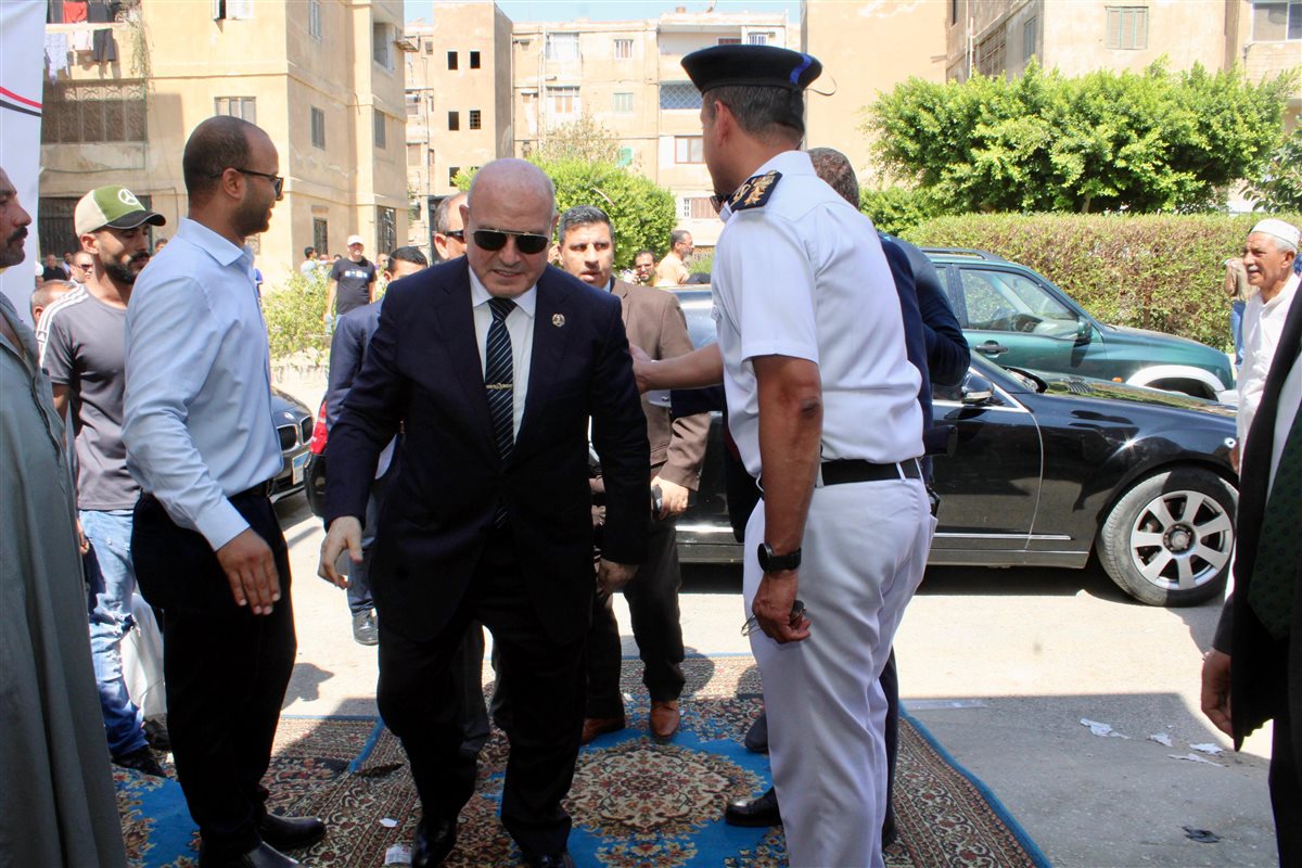 <strong>رئيس هيئة النيابة الإدارية يدلي بصوته في انتخابات مجلس الشيوخ</strong>