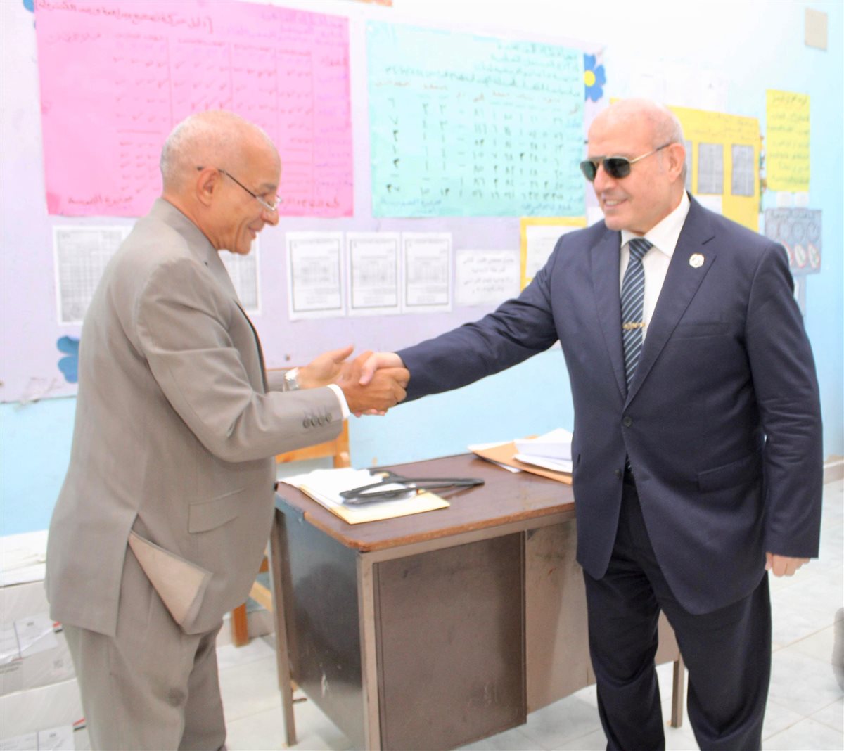 <strong>رئيس هيئة النيابة الإدارية يدلي بصوته في انتخابات مجلس الشيوخ</strong>