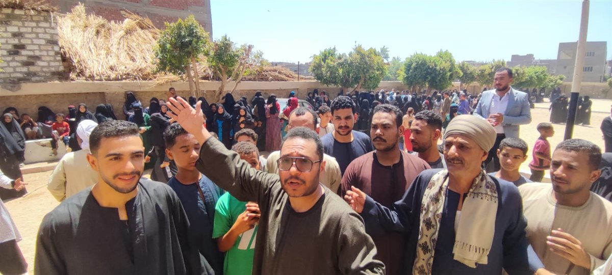  توافد كبير للناخبين في قرية أولاد سالم بمركز دار السلام بسوهاج 