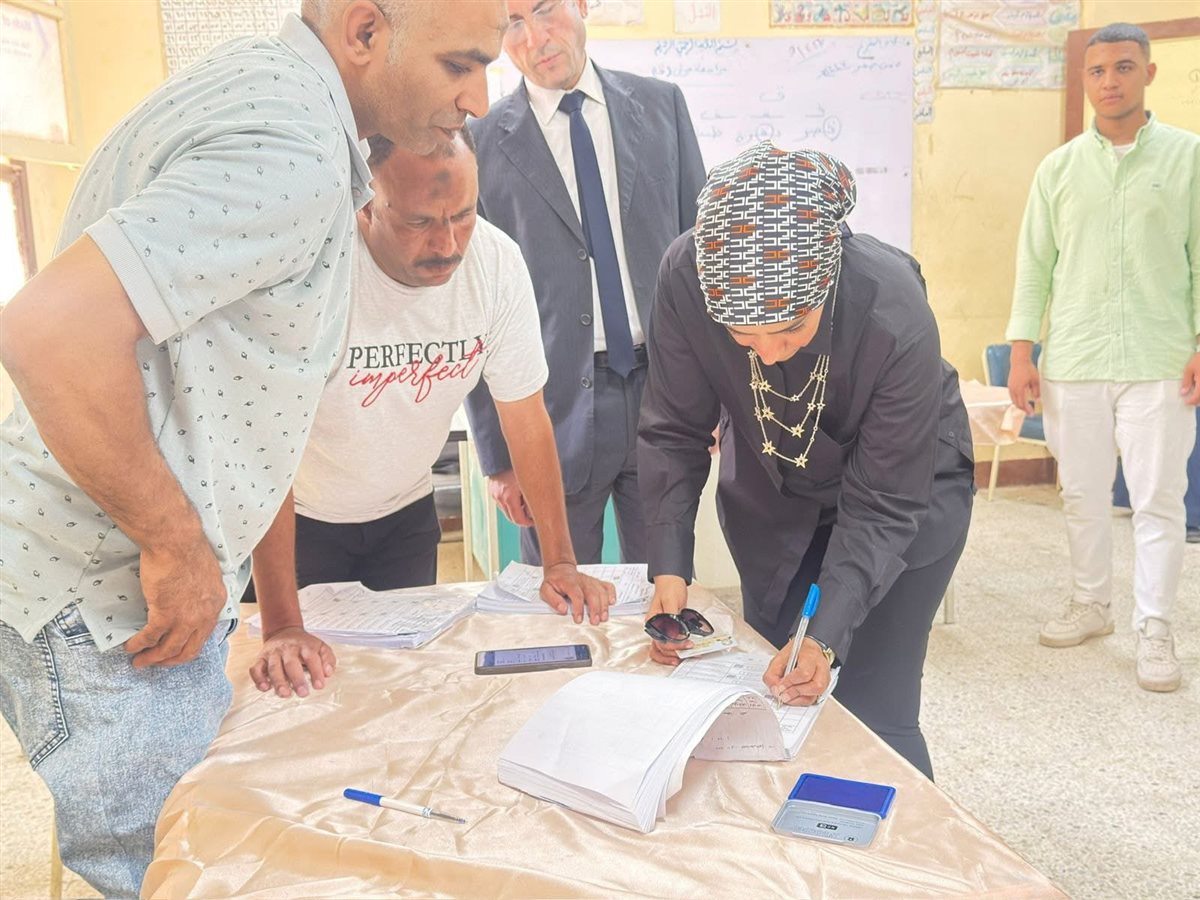 صابرين عبد الجليل رئيس جامعة الأقصر 