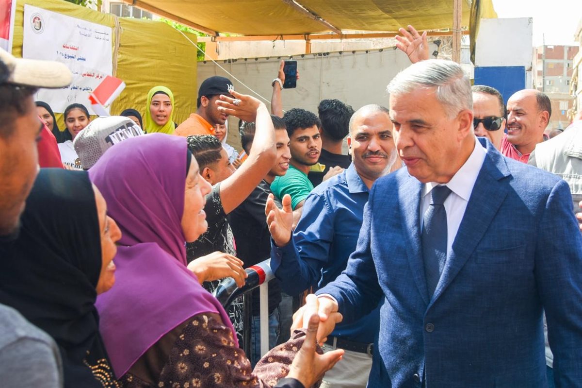 محافظ الإسكندرية يحث المواطنين على المشاركة 