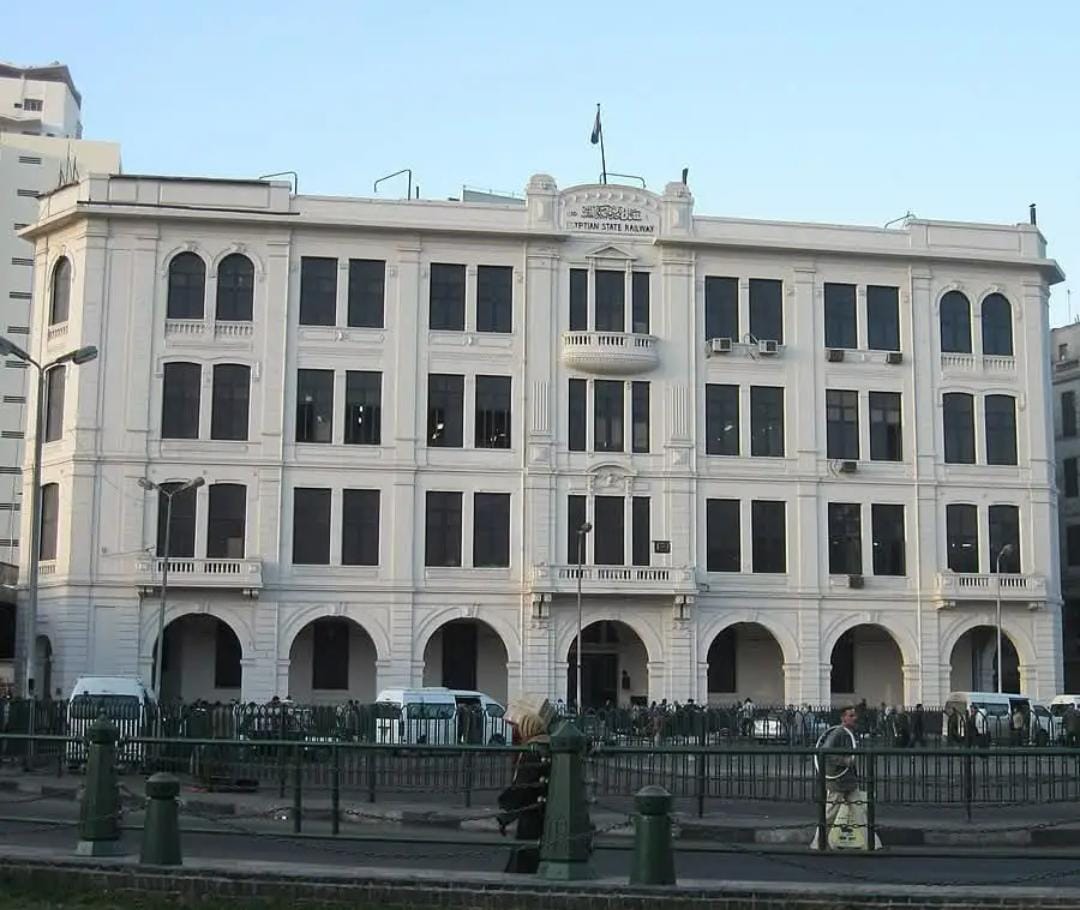  خطة هدم مبنى هندسة السكة الحديد 