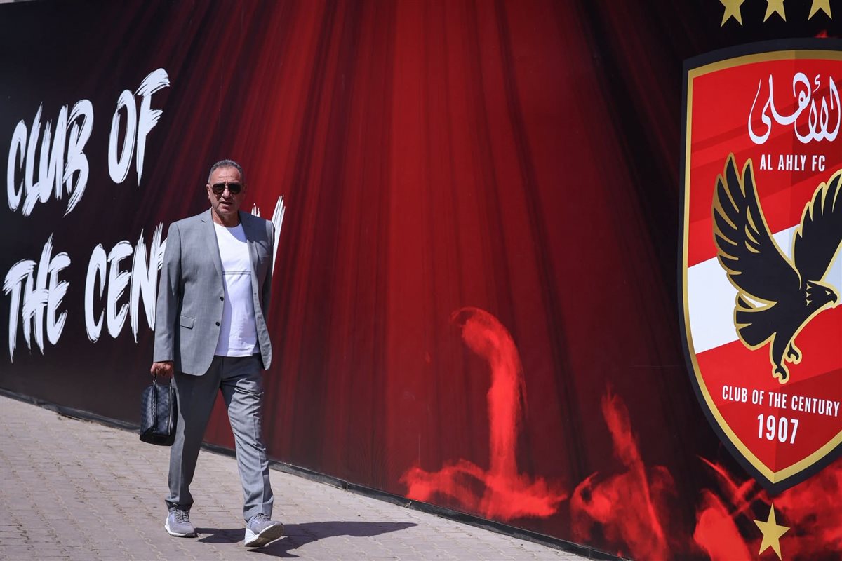 محمود الخطيب خلال مران الأهلي