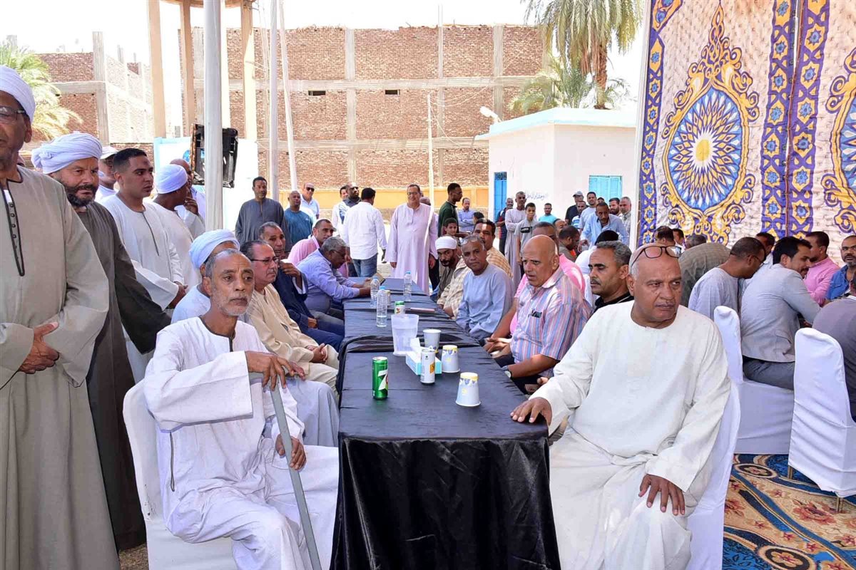 جولة محافظ الأقصر في الاقالتة