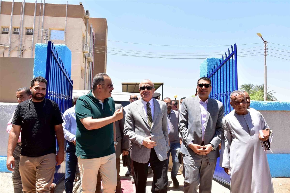 جولة محافظ الأقصر في الاقالتة