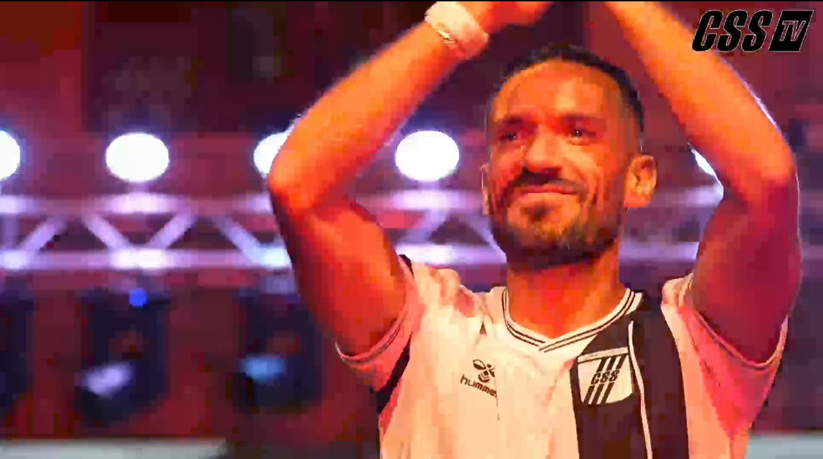 <strong>في حضور غفير.. الصفاقسي التونسي يقدم علي معلول لـ الجماهير </strong>