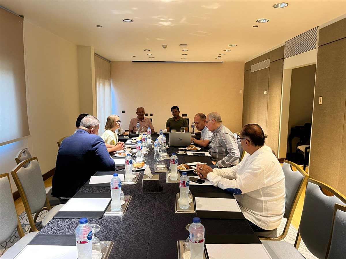 اجتماع وزير الرياضة مع مسئولي مونديال الناشئين لكرة اليد (2)